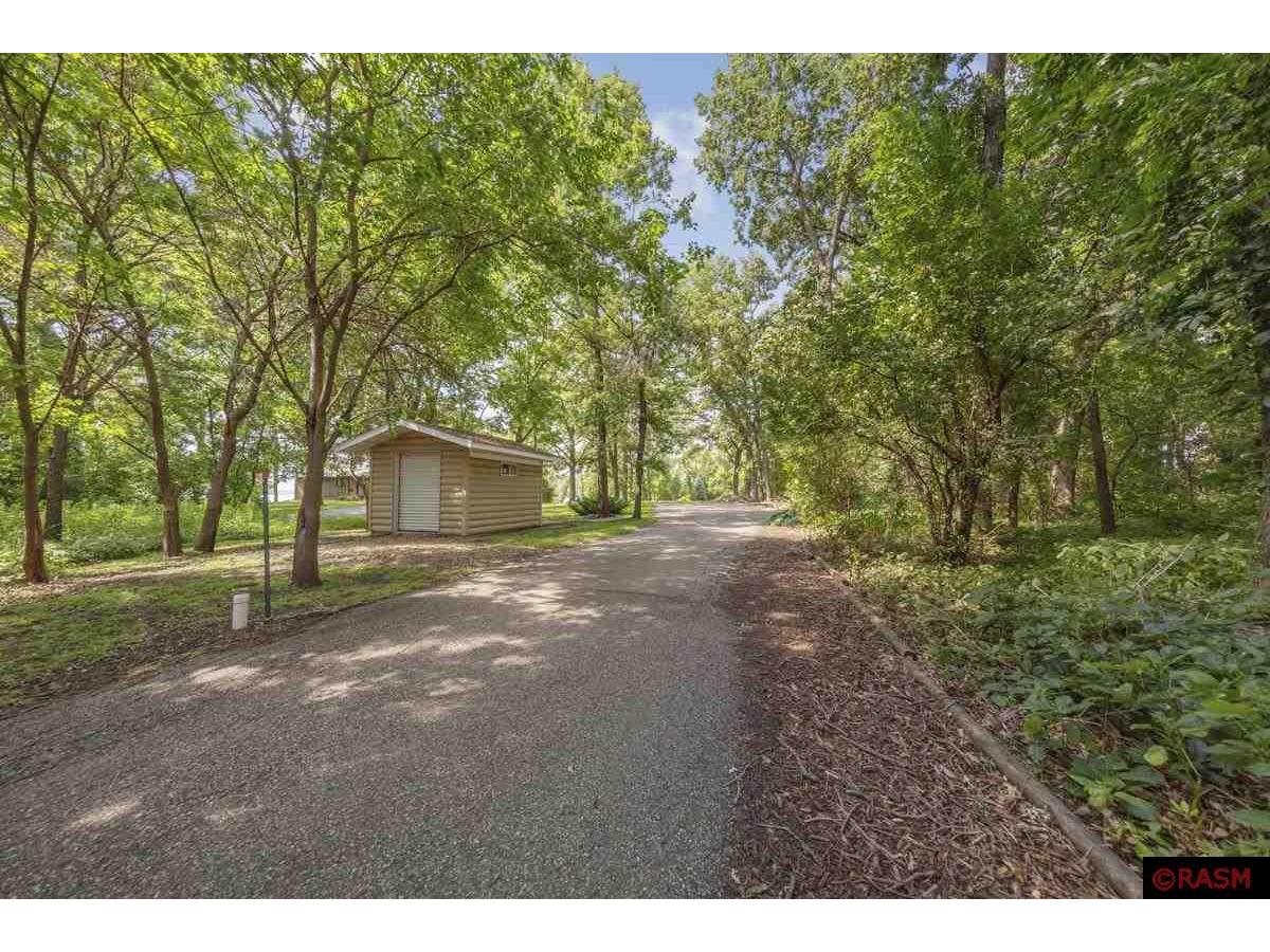 123 Lake Avenue Gaylord MN 55334 7038221 image1