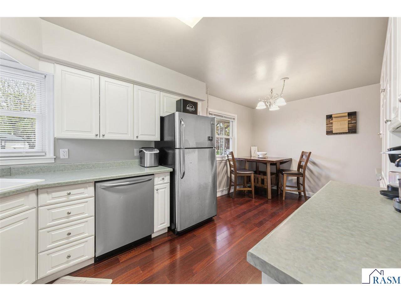 123 Long Street Mankato MN 56001 7040137 image12