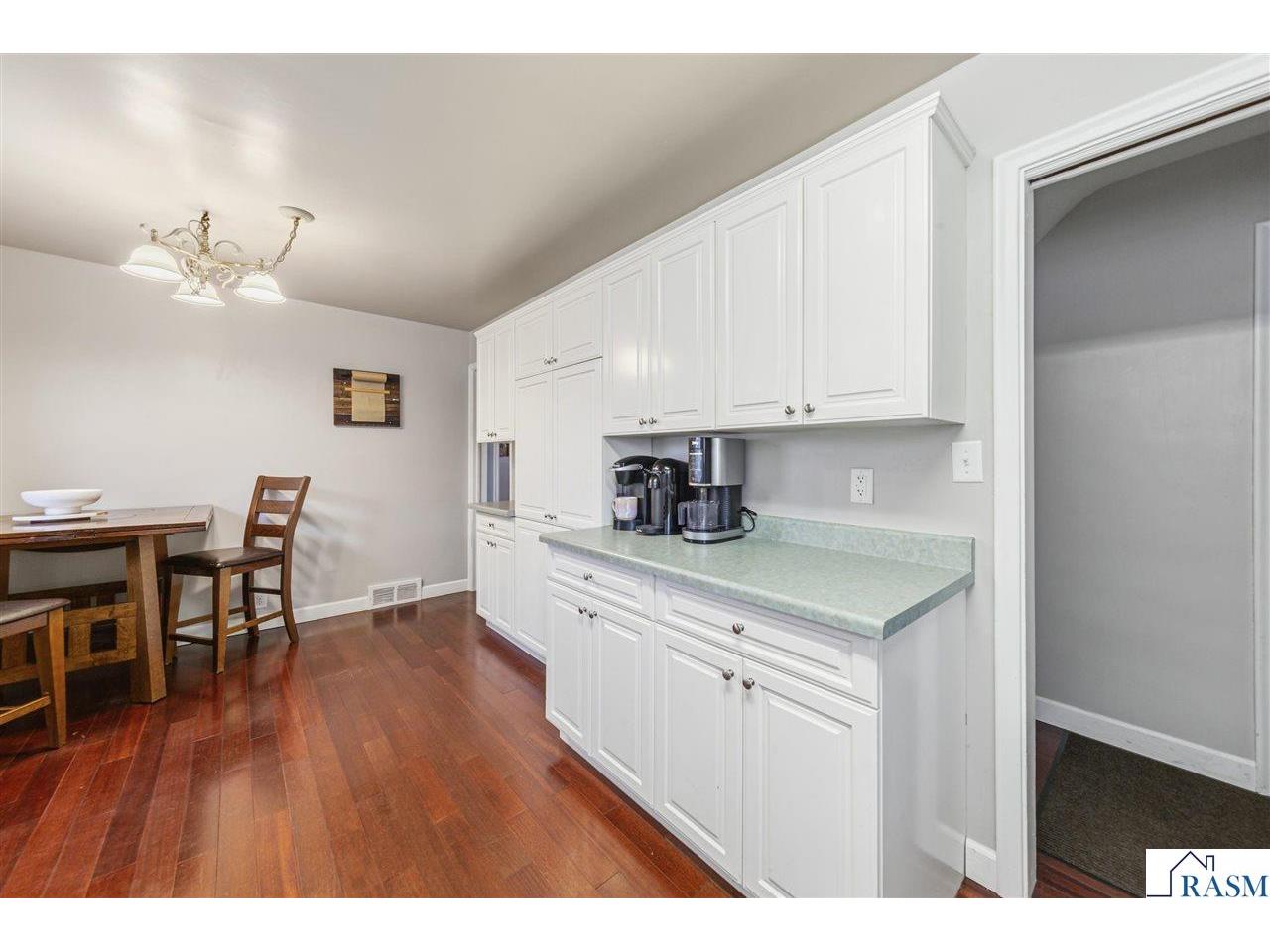 123 Long Street Mankato MN 56001 7040137 image13