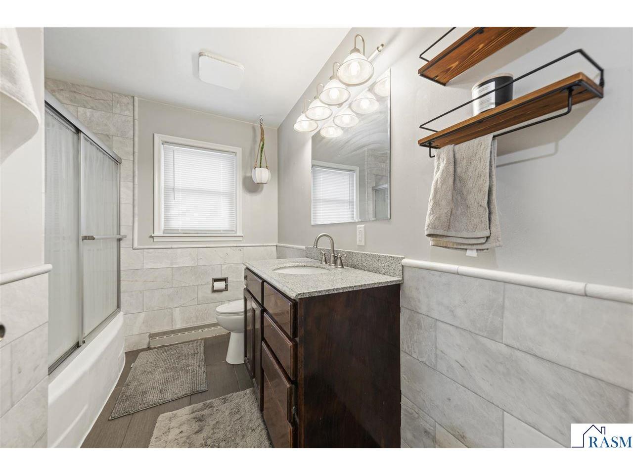123 Long Street Mankato MN 56001 7040137 image16