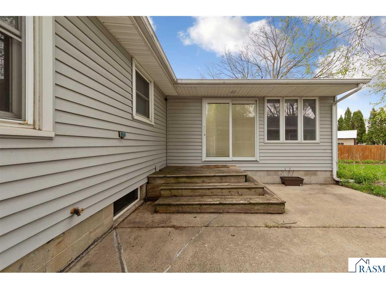 123 Long Street Mankato MN 56001 7040137 image39