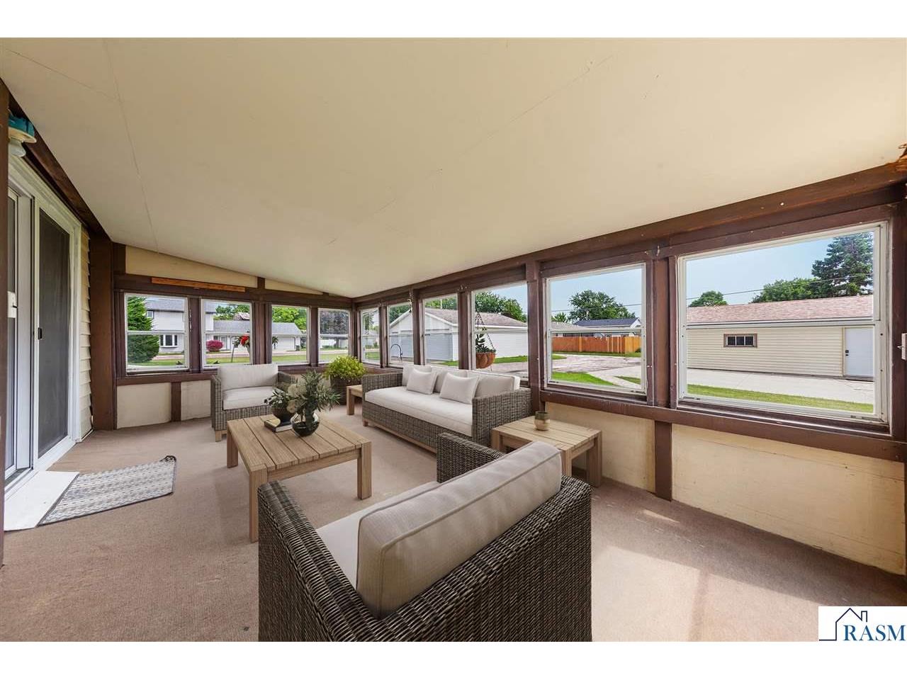 1235 Marsh St Mankato MN 56001 267040647 image35