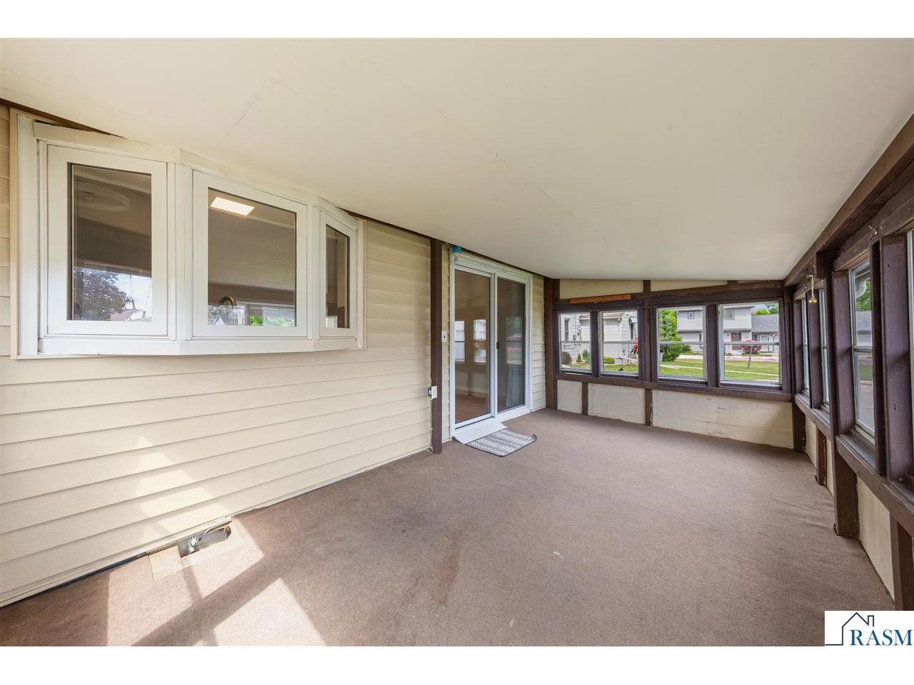 1235 Marsh St Mankato MN 56001 267040647 image37