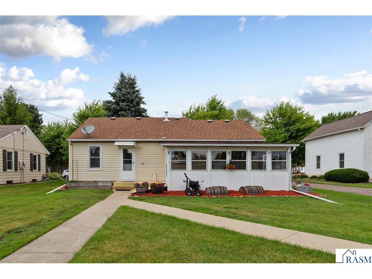 1235 Marsh St Mankato MN 56001 267040647 image40