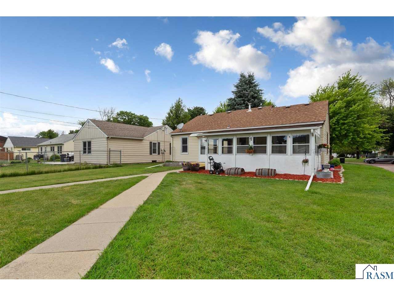 1235 Marsh St Mankato MN 56001 267040647 image41
