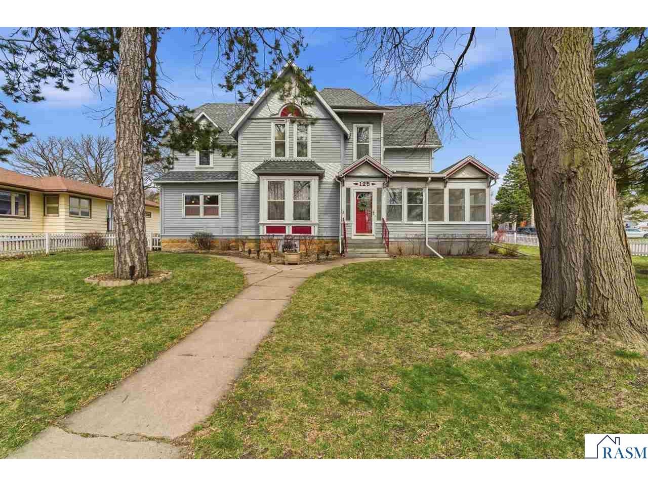 125 E 2nd Street Blue Earth MN 56013 7039907 image1