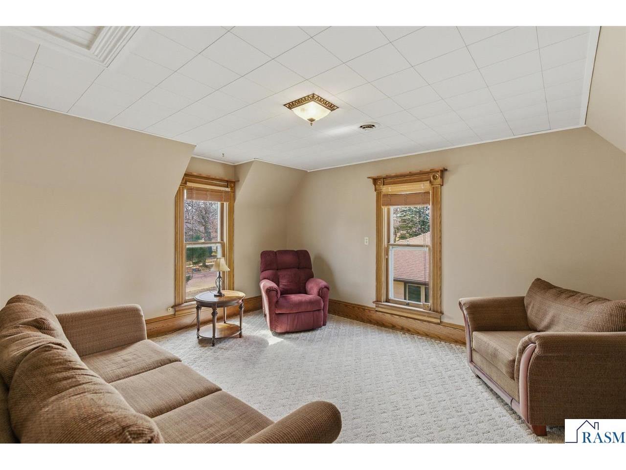 125 E 2nd Street Blue Earth MN 56013 7039907 image16