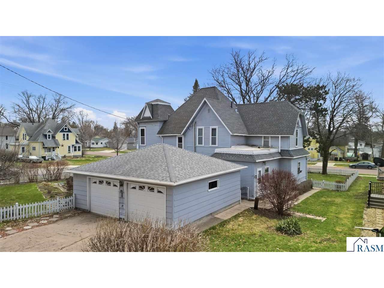 125 E 2nd Street Blue Earth MN 56013 7039907 image3