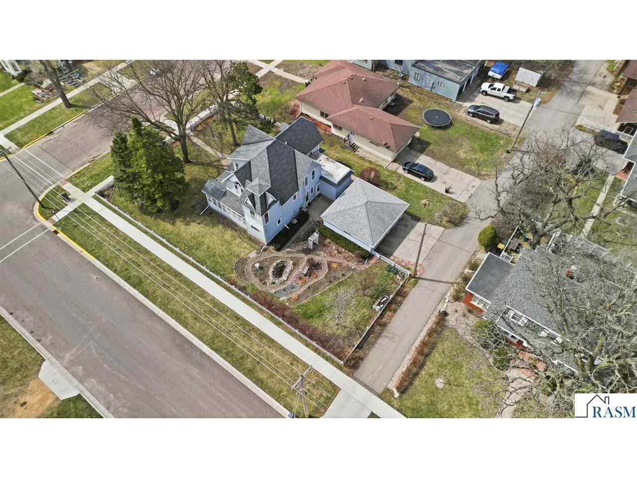 125 E 2nd Street Blue Earth MN 56013 7039907 image4