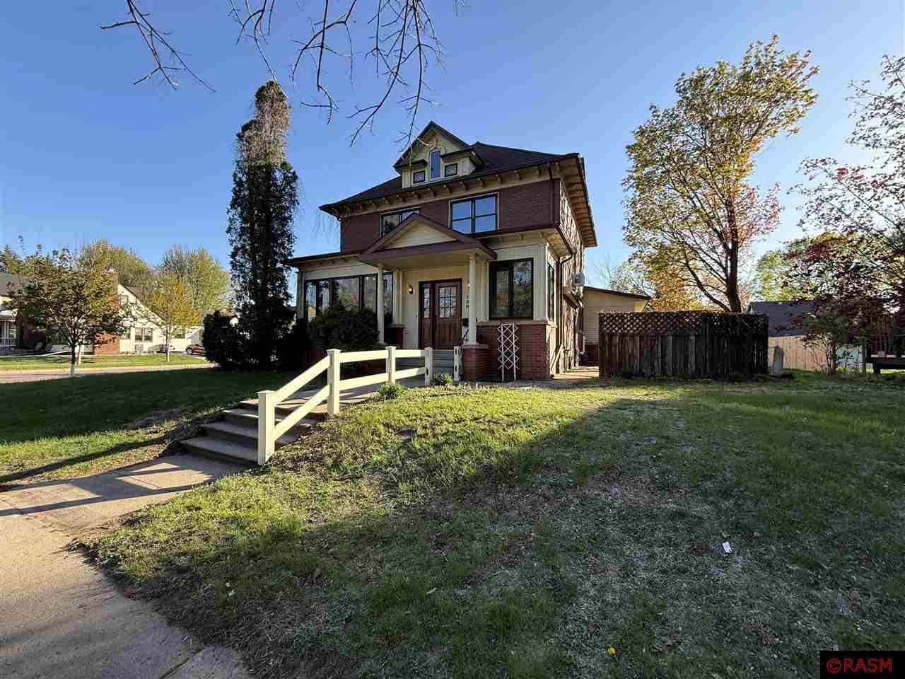 126 S Washington New Ulm MN 56073 7037376 image1