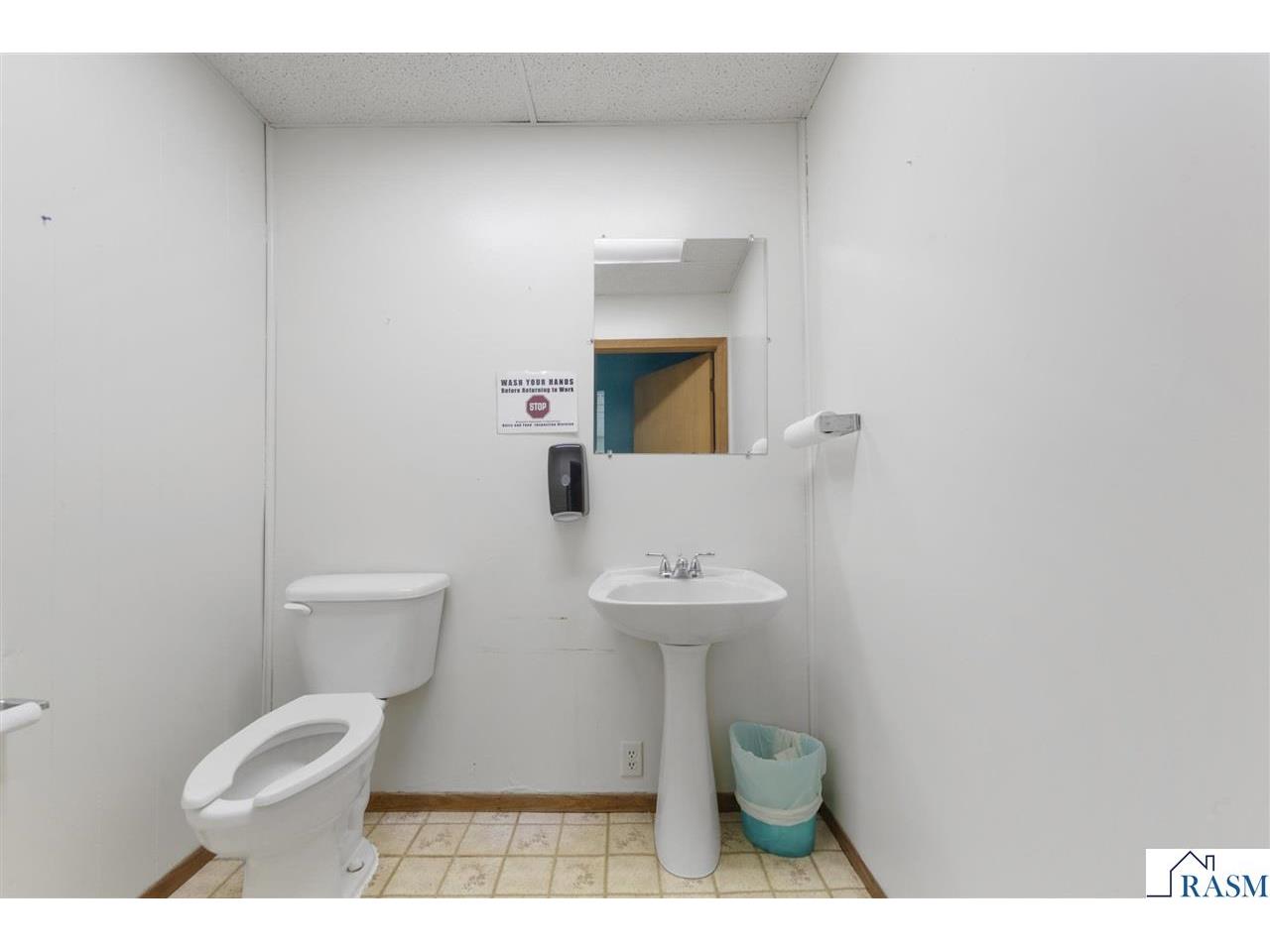 127 SE 1st Street Fairfax MN 55333 7039391 image15