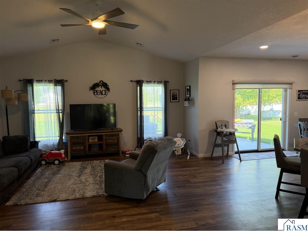 12986 Meadow Creek Drive Searles MN 56073 7040317 image6