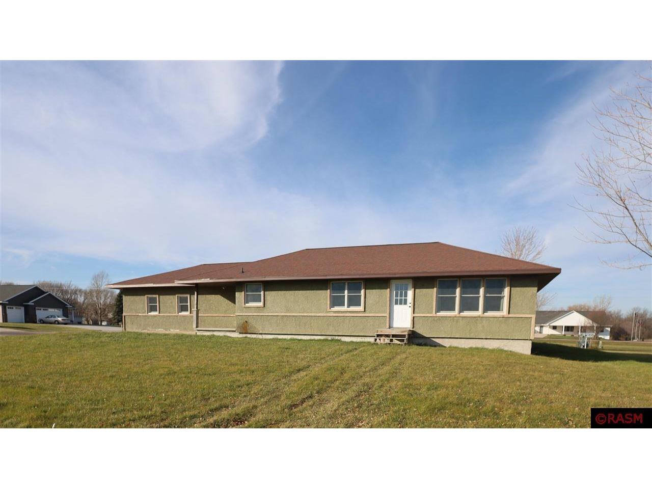 12990 Meadow Creek Drive New Ulm MN 56073 7033799 image1