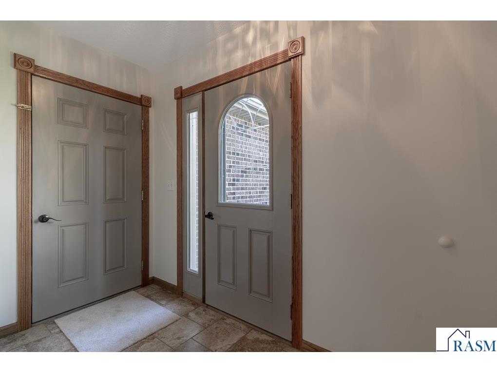 12991 Meadow Creek Drive New Ulm MN 56073 267040484 image3