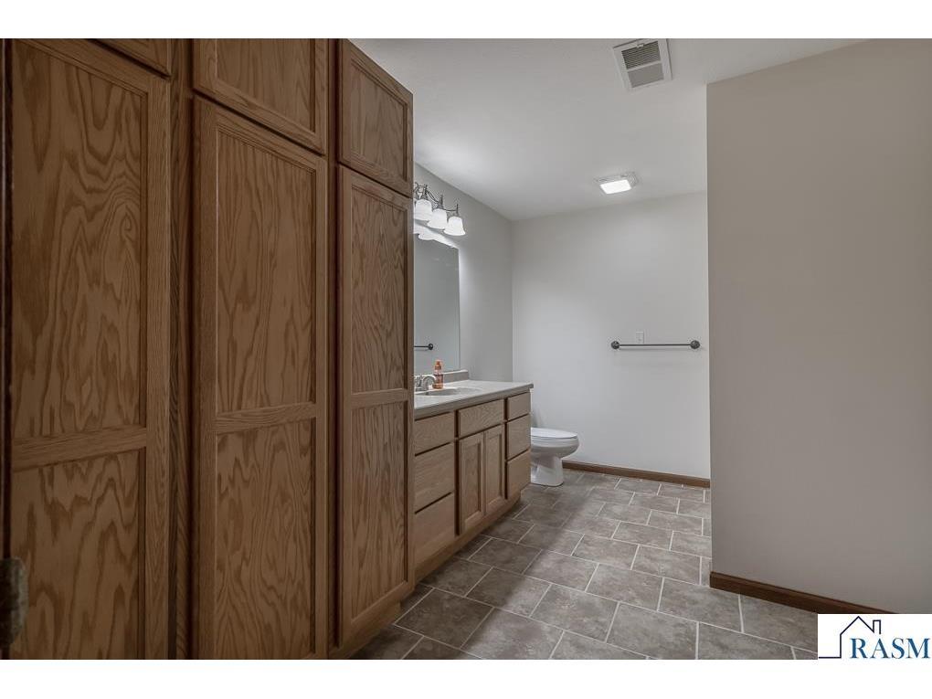12991 Meadow Creek Drive New Ulm MN 56073 267040484 image37