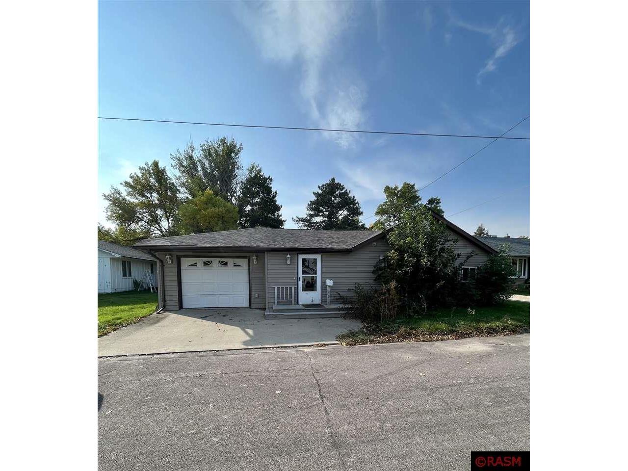 130 E 12th Street Gibbon MN 55335 7033478 image1