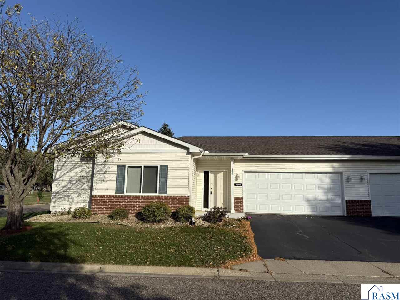 1301 Presidential Drive Northfield MN 55057 7038878 image1