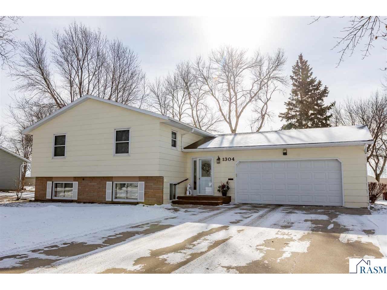 1304 Camelot Court Fairmont MN 56031 7039360 image1