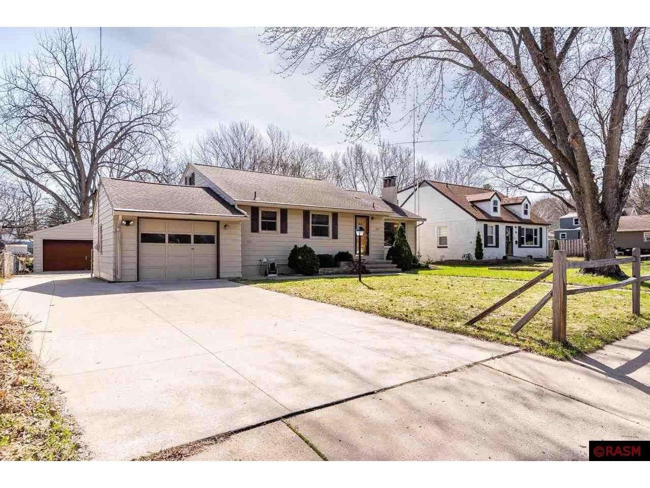 1307 Woodland Avenue Mankato MN 56001 7032066 image1