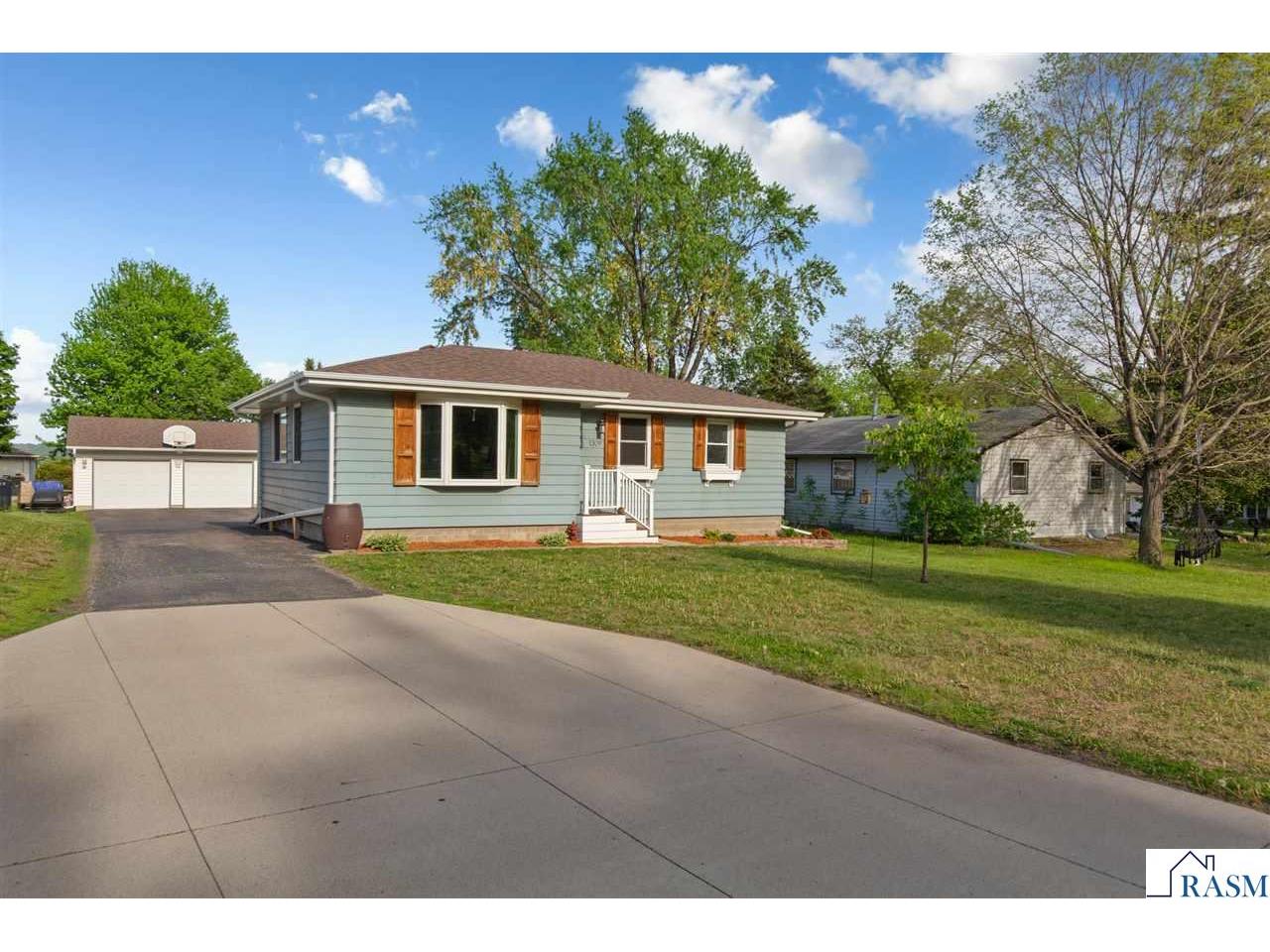 1309 N Washington Avenue Saint Peter MN 56082 7040307 image1