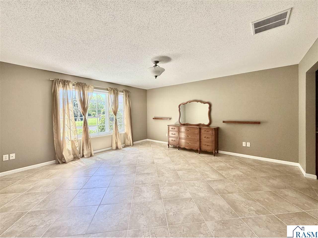 1314 Pine Pointe Curve Saint Peter MN 56082 267040670 image13