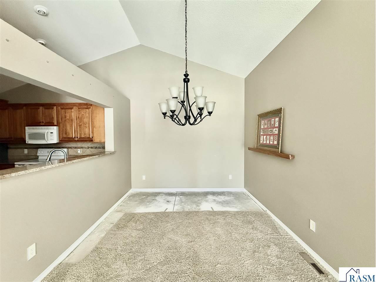 1314 Pine Pointe Curve Saint Peter MN 56082 267040670 image9
