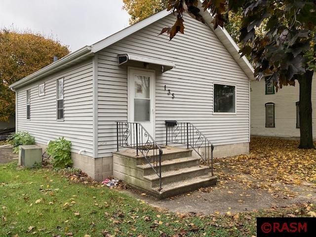 135 4th Ave NE Sleepy Eye MN 56085 7033662 image1