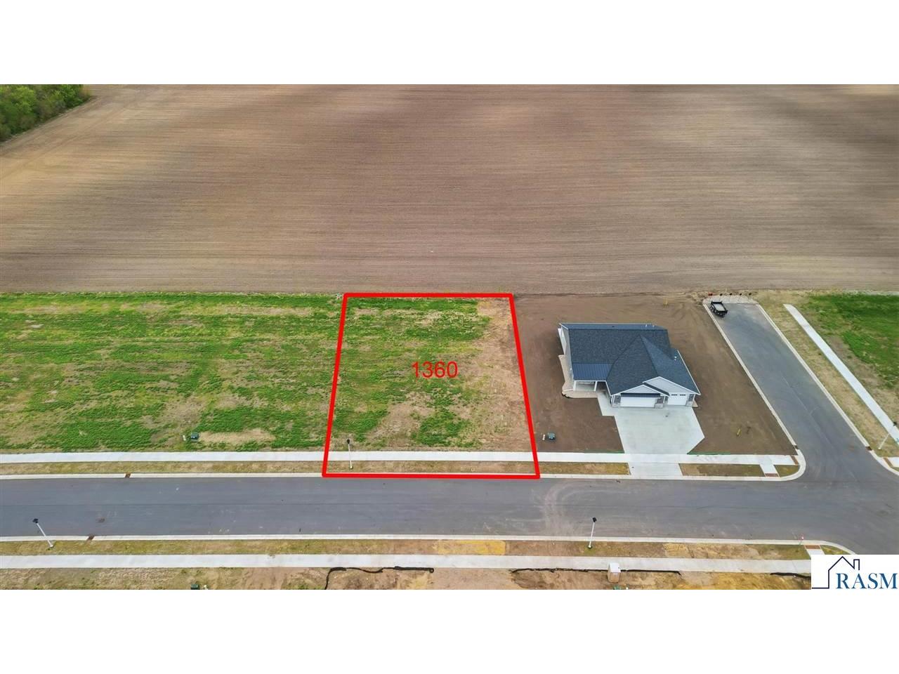 1360 Cullen Street Saint Peter MN 56082 7040265 image1
