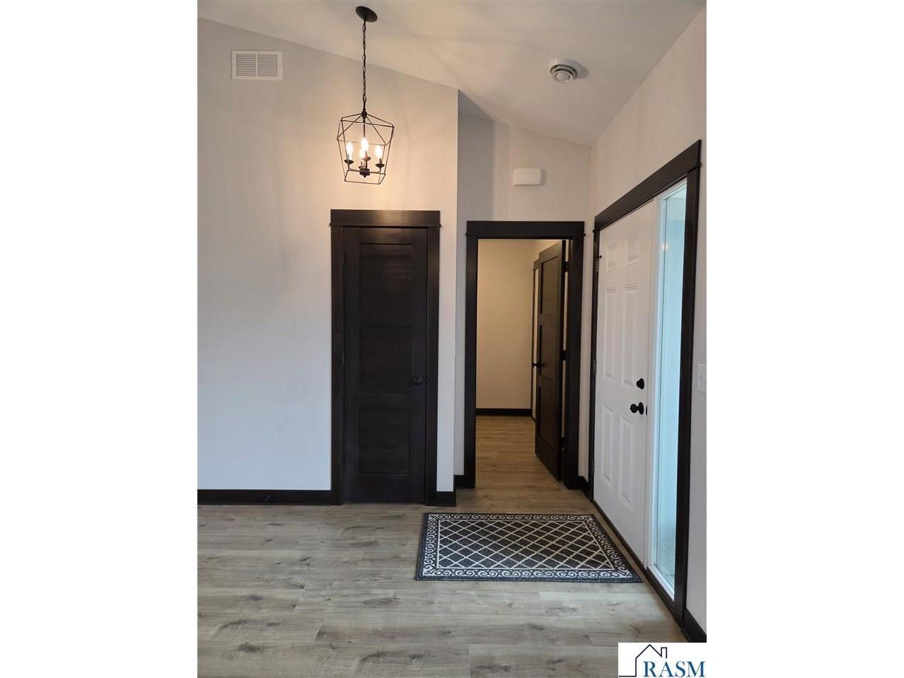 1363 Cullen Street Saint Peter MN 56082 267040622 image14