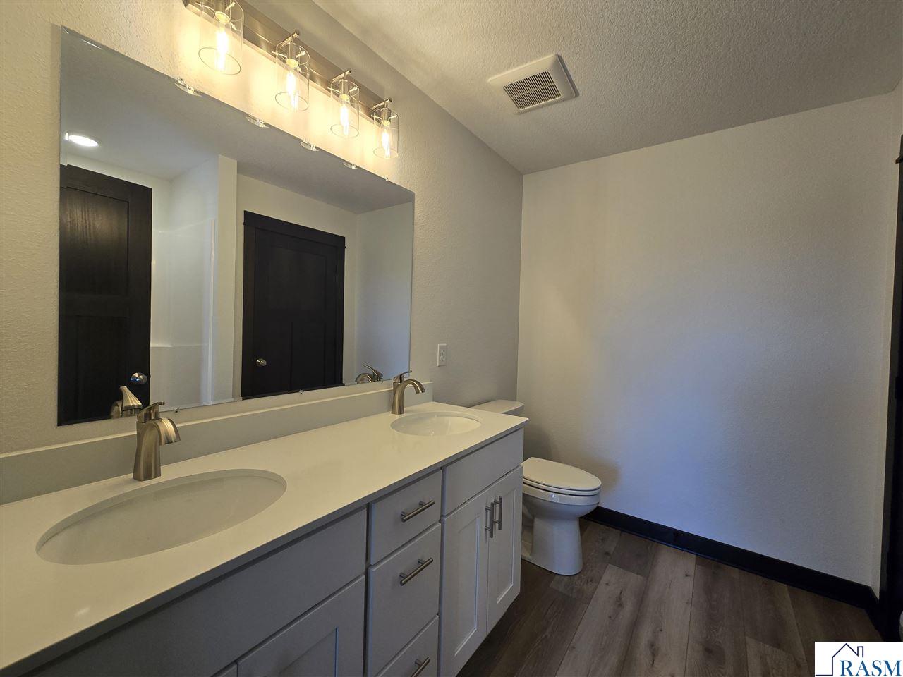 1381 Cullen Street Saint Peter MN 56082 7040196 image16