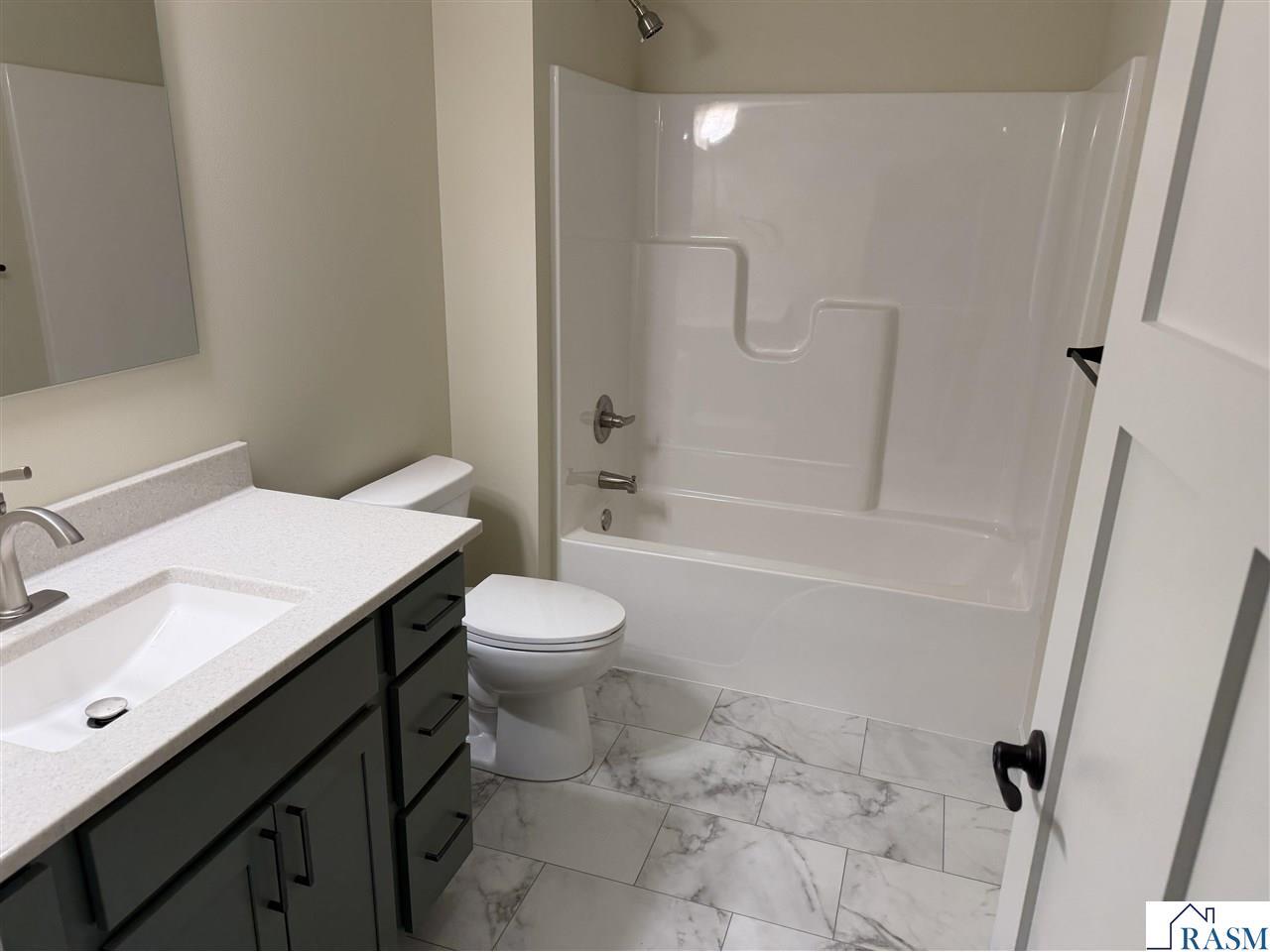 14 Village Lane New Ulm MN 56073 7040110 image11