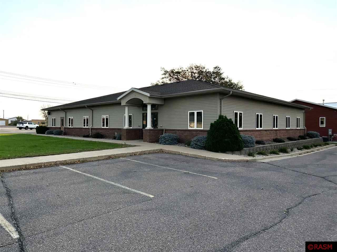 1407 S State Street New Ulm MN 56073 7033472 image1