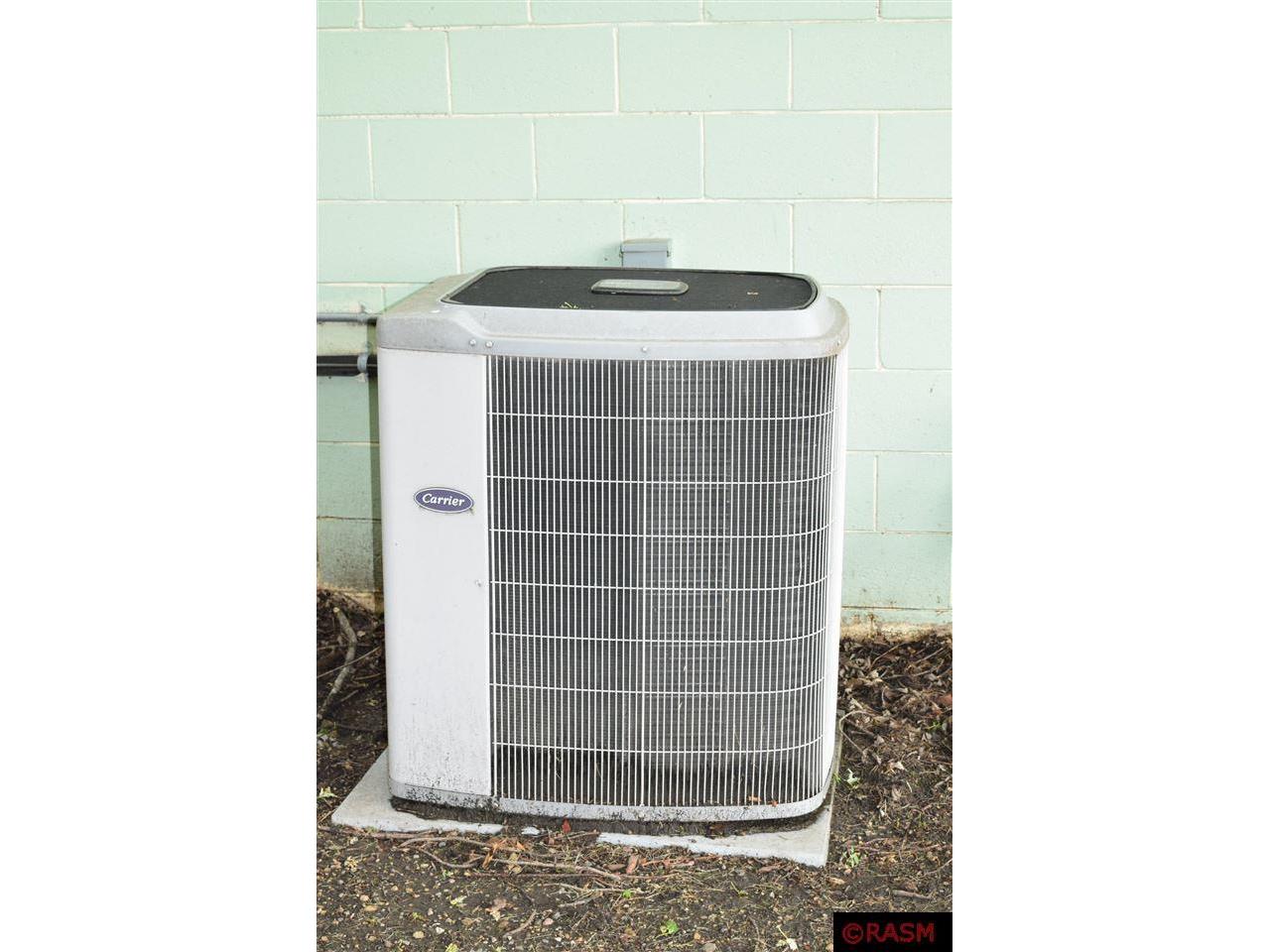 141 E Maine St Amboy MN 56010 7038664 image6