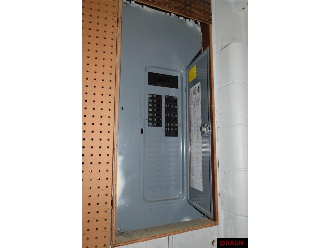 141 E Maine St Amboy MN 56010 7038664 image9