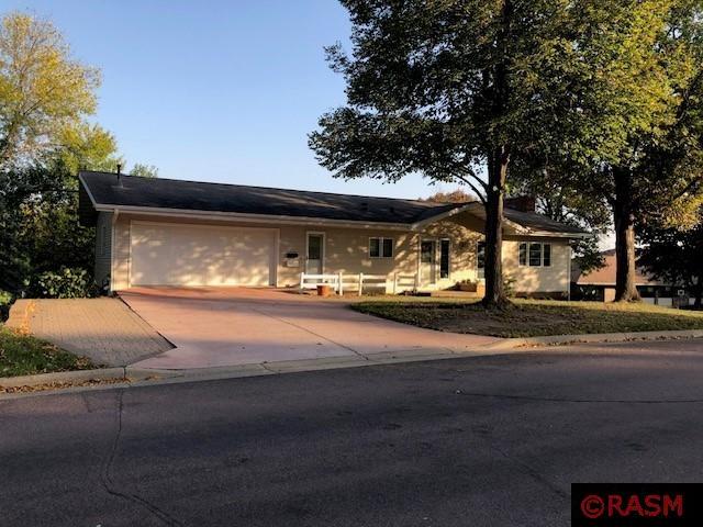 1411 S Washington Avenue Saint Peter MN 56082 7033502 image1