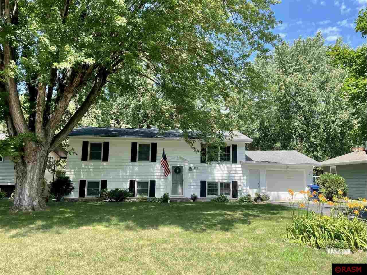 1412 Heinenhill Street New Ulm MN 56073 7034022 image1