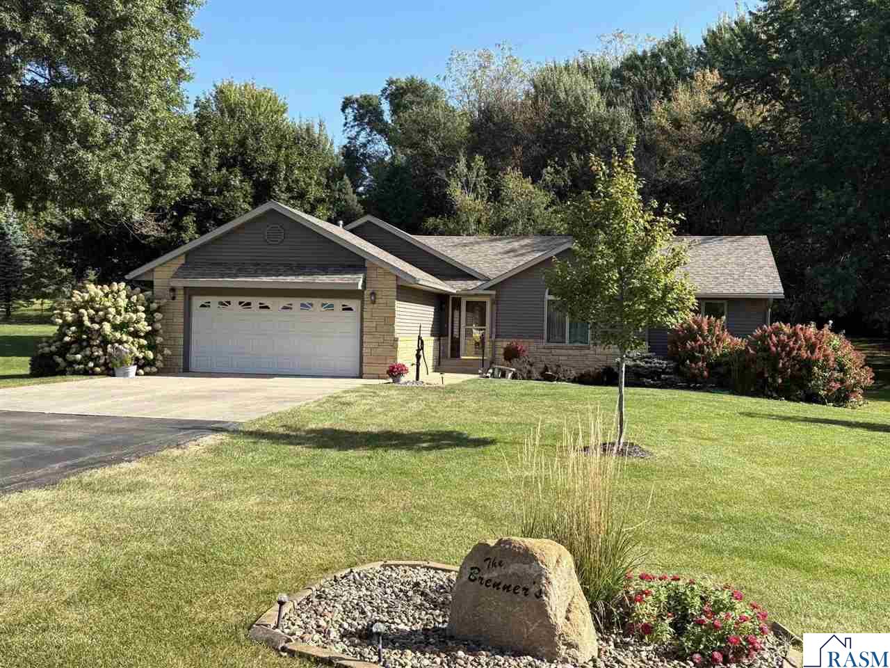14381 Woodville Court Waseca MN 56093 7038684 image1