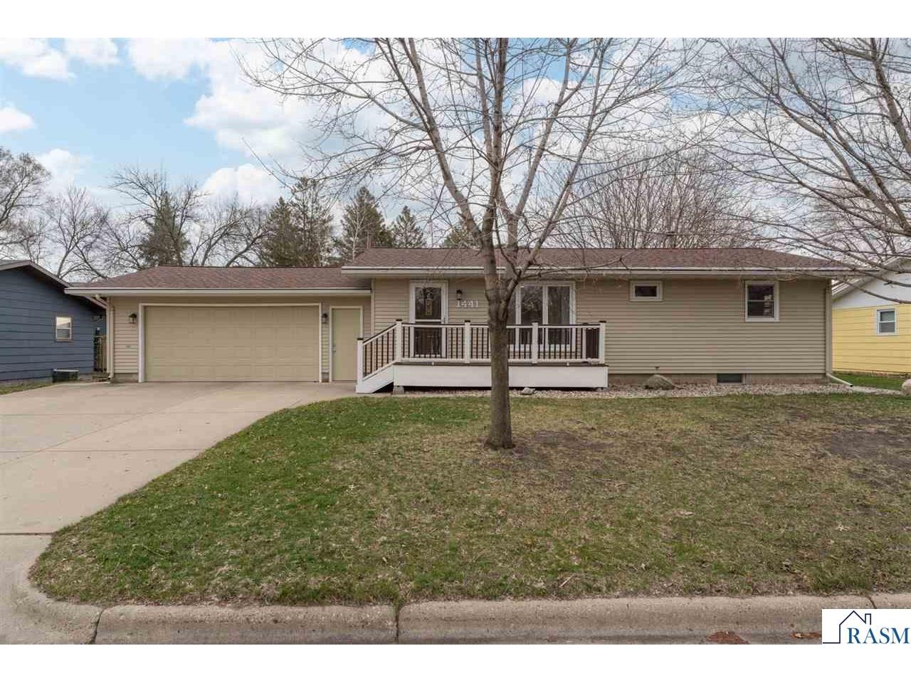 1441 Thomas Street Saint Peter MN 56082 7039951 image1