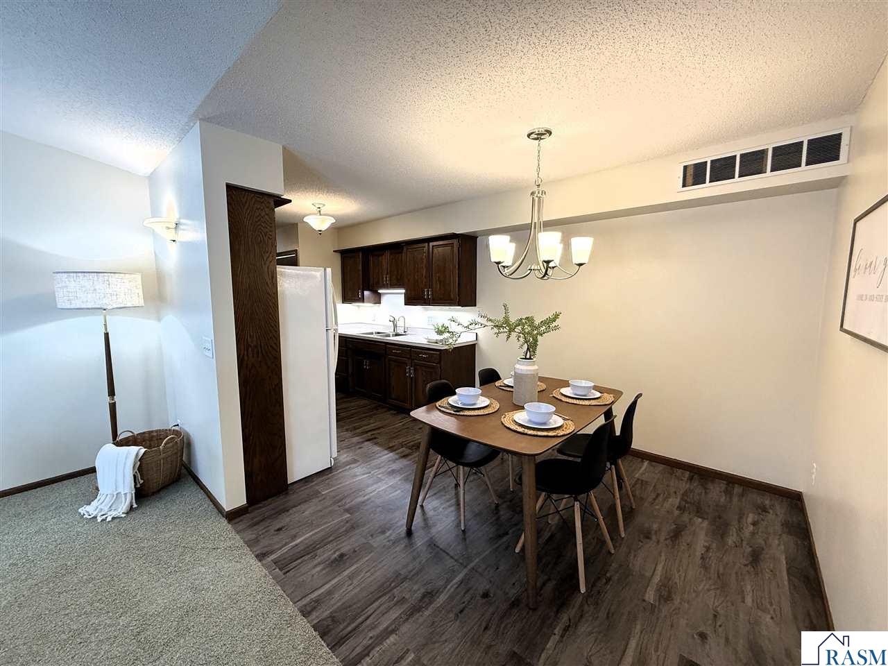 1442 N 7th Street New Ulm MN 56073 7039145 image4