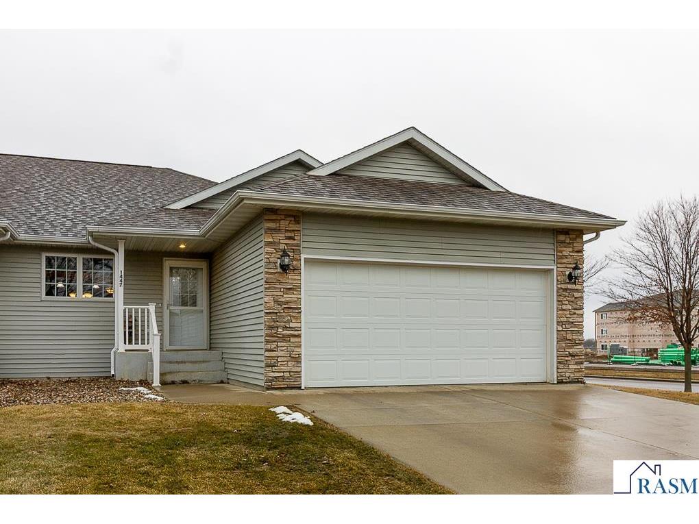 1447 N 10th Street New Ulm MN 56073 7039633 image1