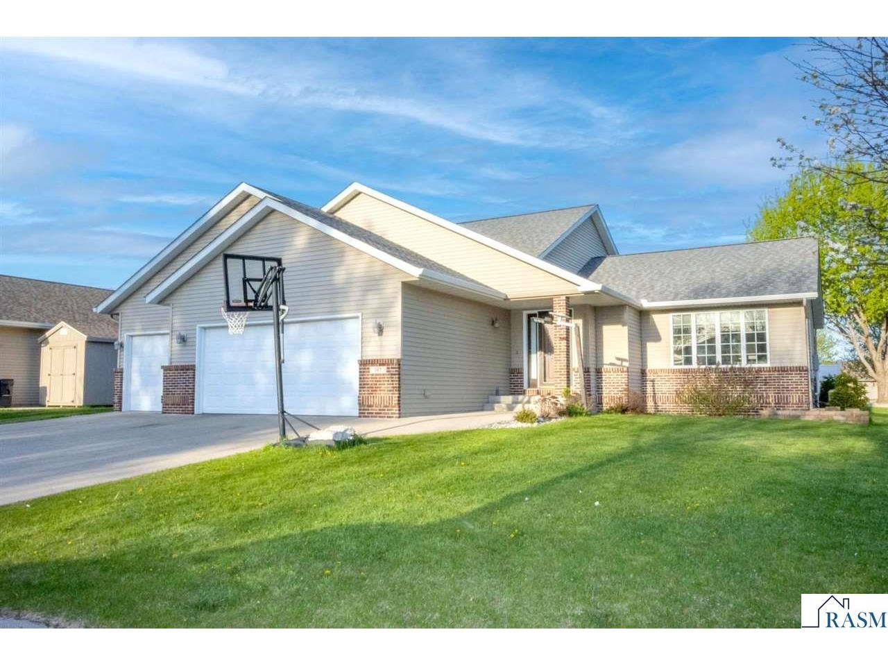 147 Waynesborough Way Mankato MN 56001 7037398 image1