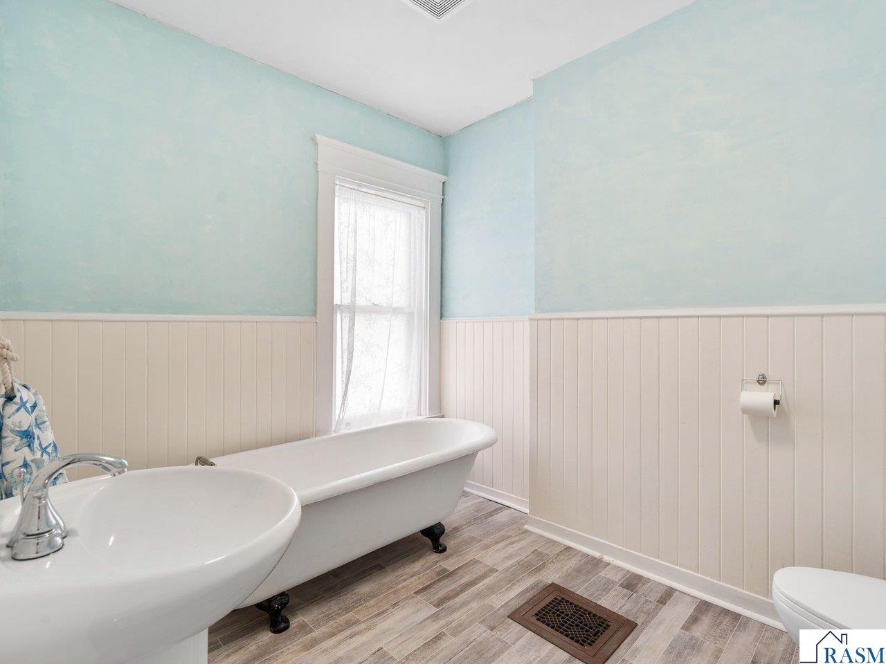 15 SE 1st Street Faribault MN 55021 7036851 image17