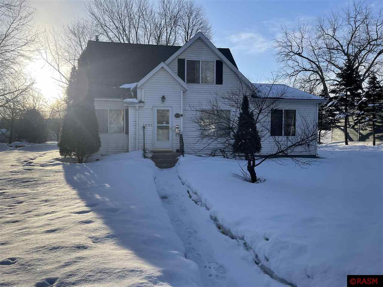 1501 S 4th Street Saint Peter MN 56082 7031780 image1