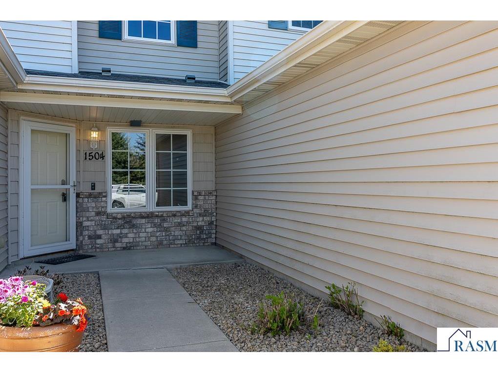 1504 SE Praha Street New Prague MN 56071 7039500 image2