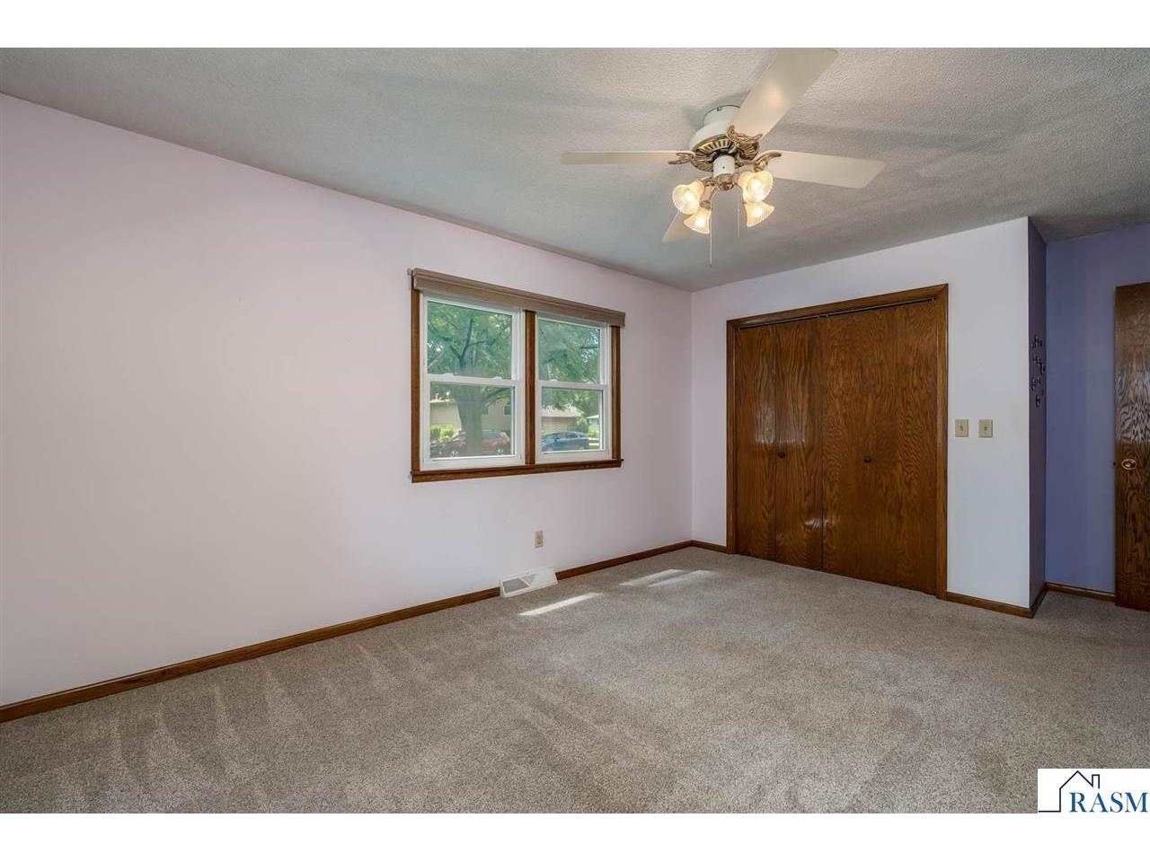 1506 James Drive North Mankato MN 56000 267040851 image15