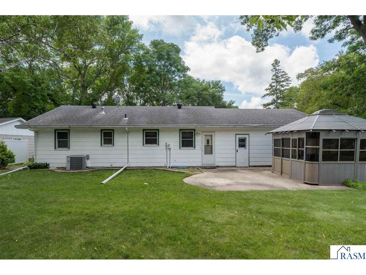 1506 James Drive North Mankato MN 56000 267040851 image31