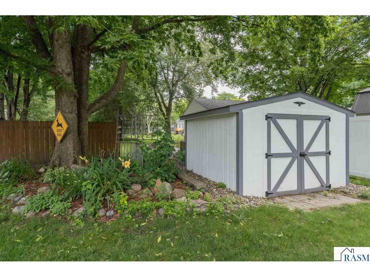 1506 James Drive North Mankato MN 56000 267040851 image34