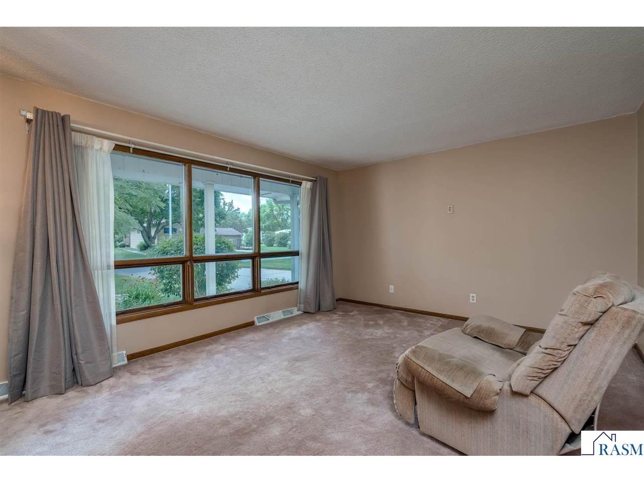 1506 James Drive North Mankato MN 56000 267040851 image7