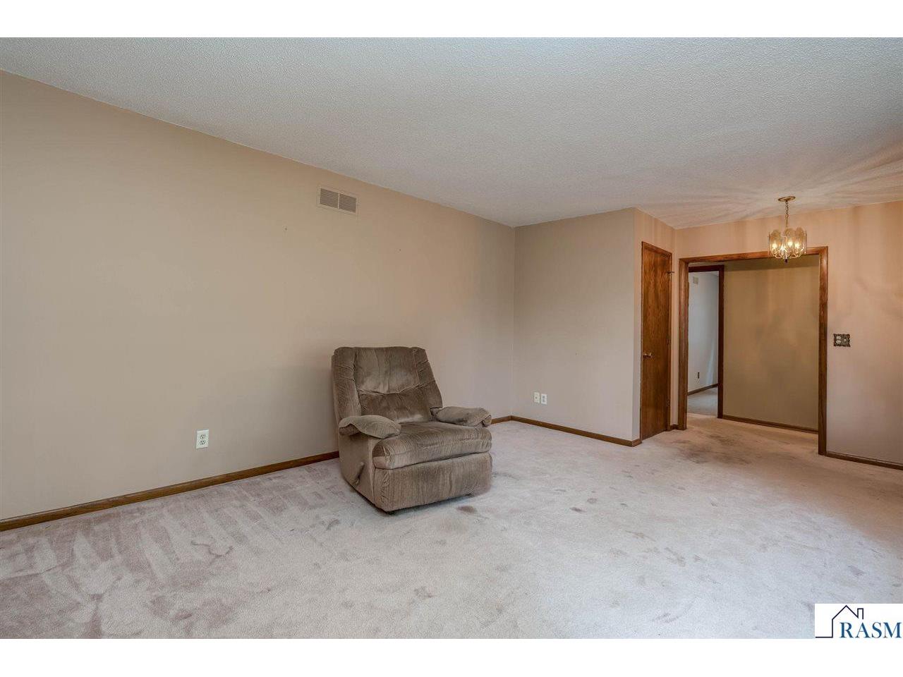 1506 James Drive North Mankato MN 56000 267040851 image9