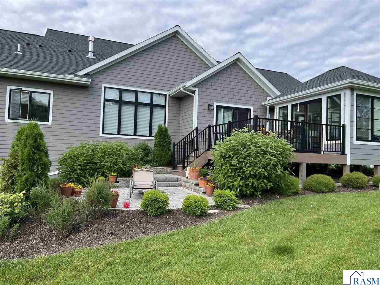 1513 Riverview Road Saint Peter MN 56082 7039963 image1